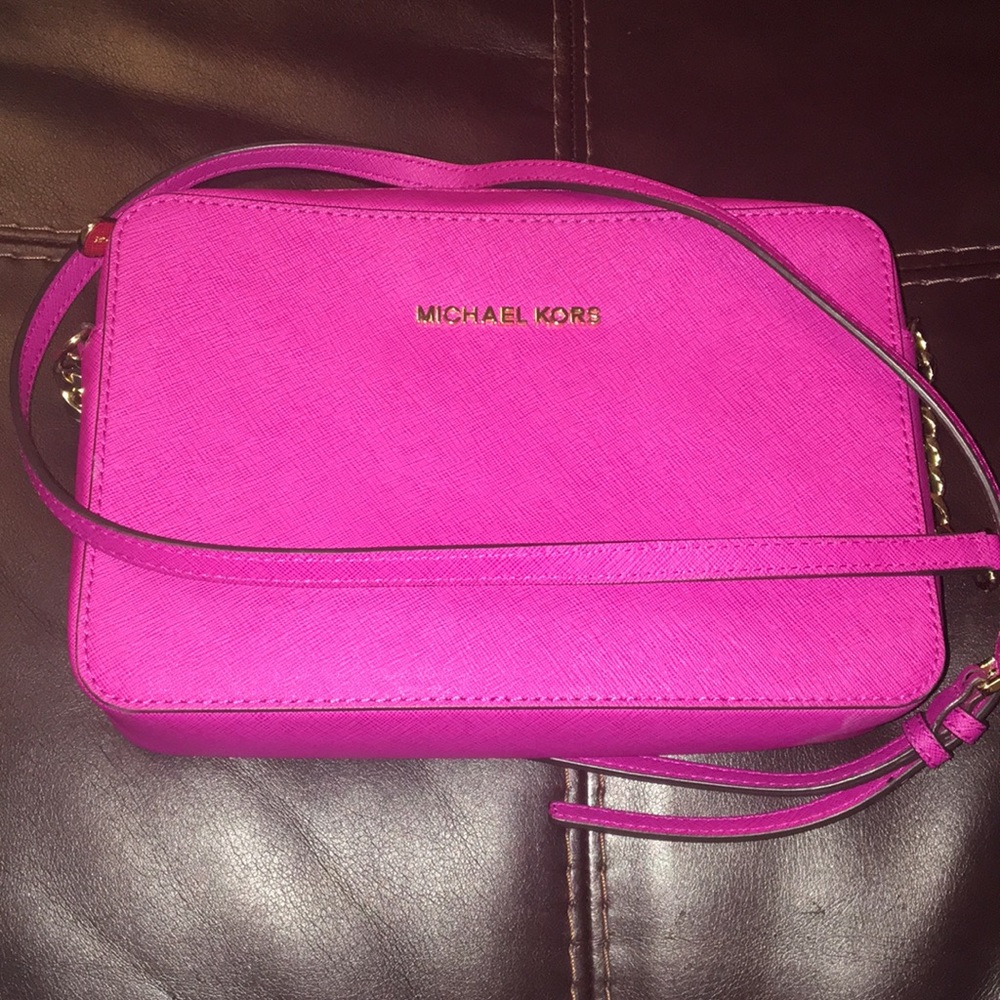 Michael Kors Jet Set Travel Large Crossbody
