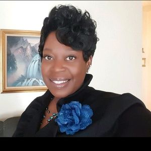 Meet your Posher, Keisha