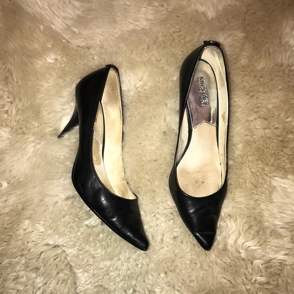 Michael Kors Shoes - Michael kors court shoe