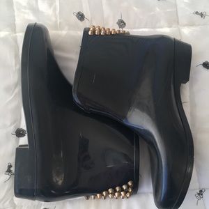 Short Rain Boots with Gold Stud detail