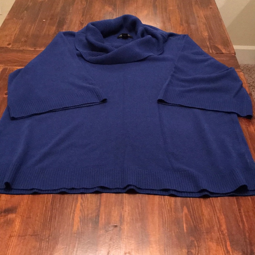 3/4 sleeves sweater