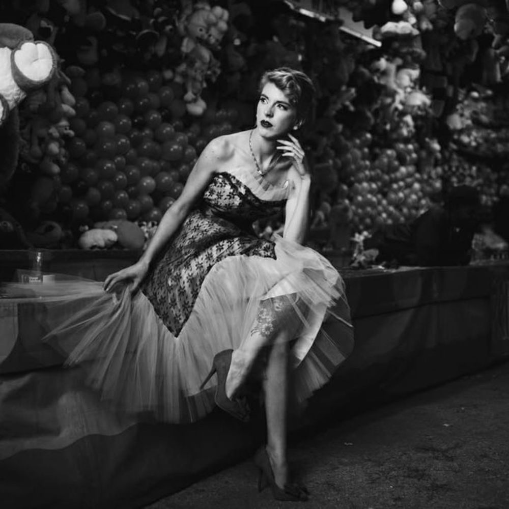 Meet your Posher, Naomi