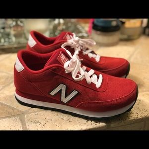New Balance 501 tennis shoe