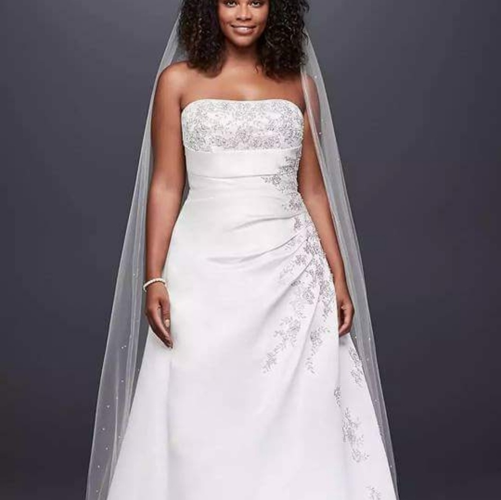 Ivory David's Bridal A-line Strapless Wedding Gown