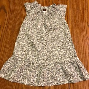 Tea lightweight dress, super cute pattern