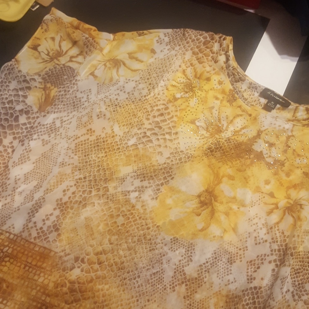 Blouse - Picture 3 of 3