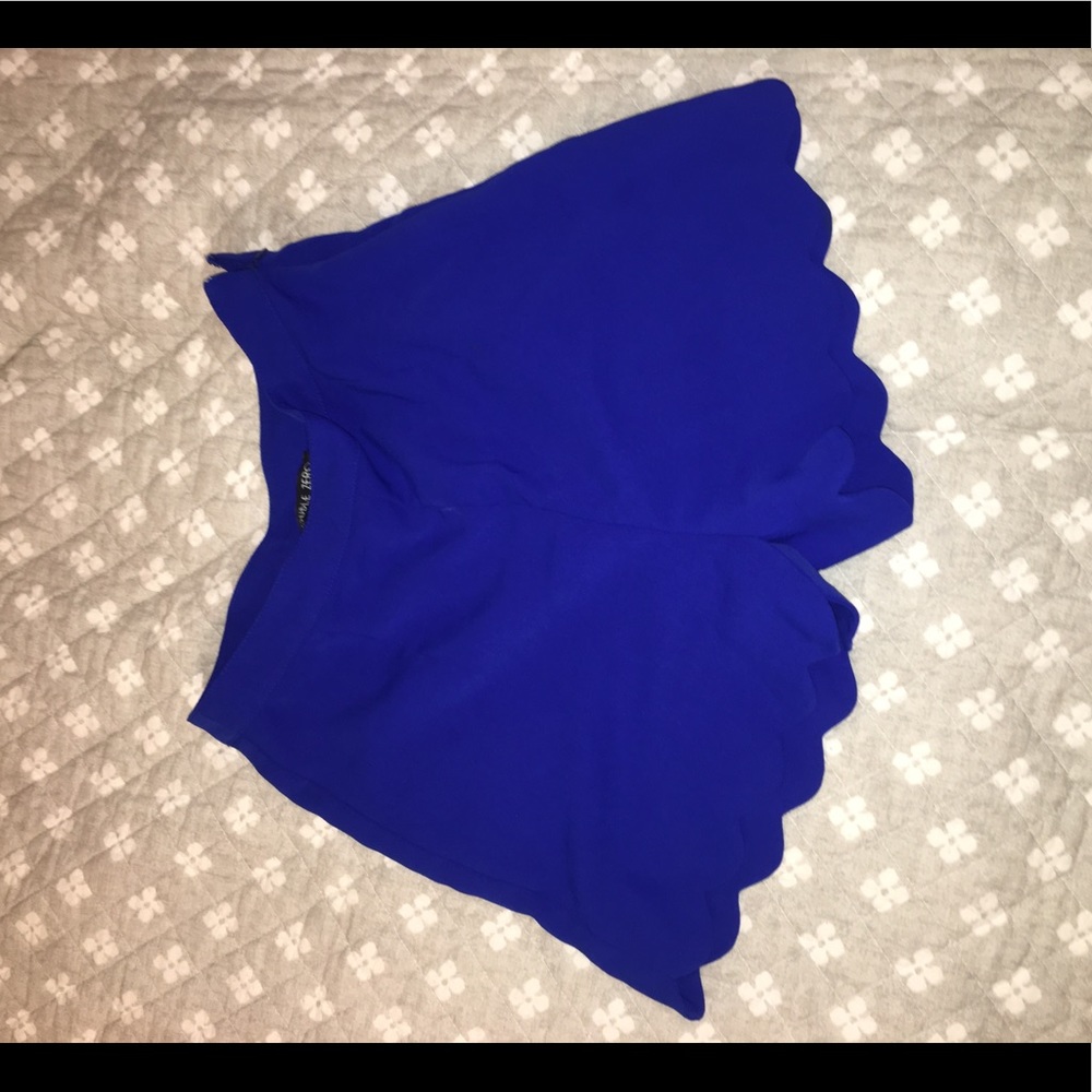 Scalloped High-waisted Shorts