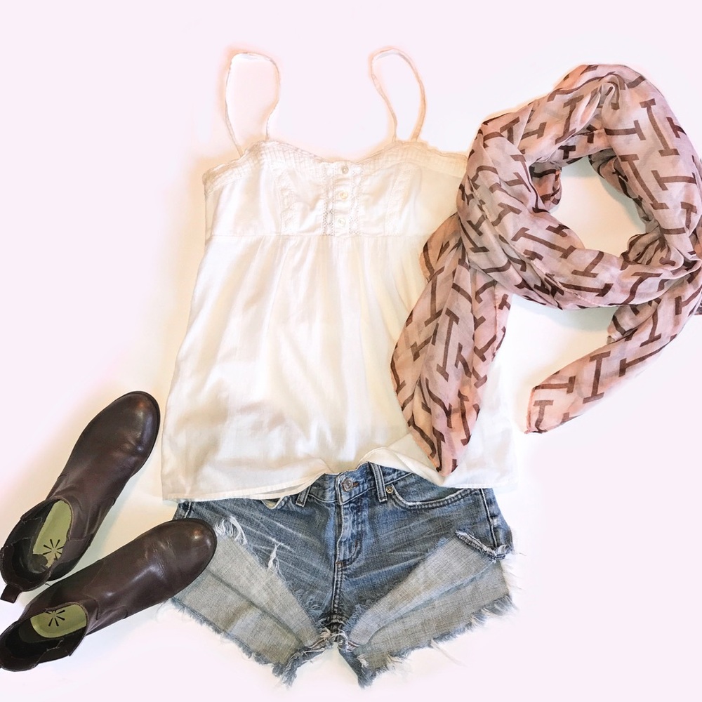 Old Navy Thin And Lace Detail Camisole