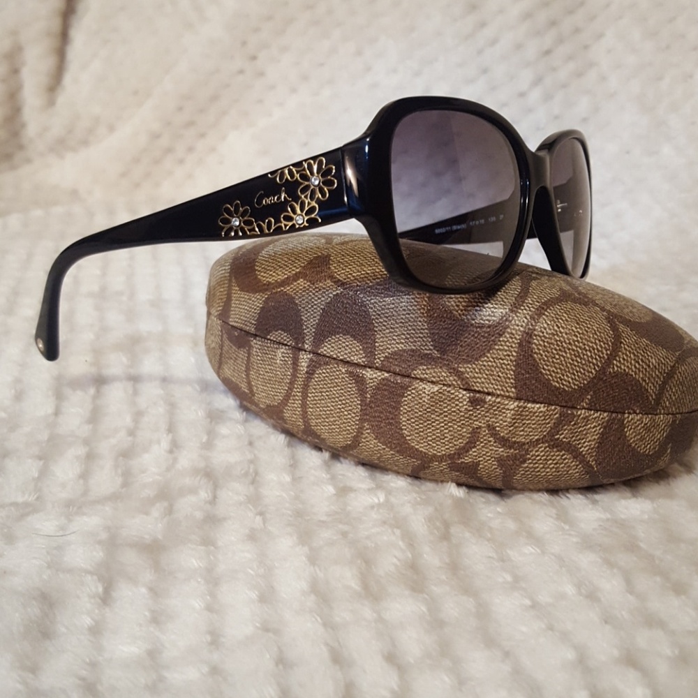 Coach black sunglasses with hardshell case