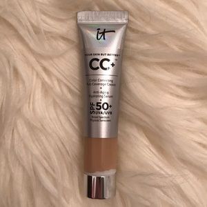I‎t! Cosmetics travel size CC cream