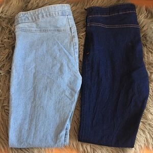 High waisted junior jeans.
