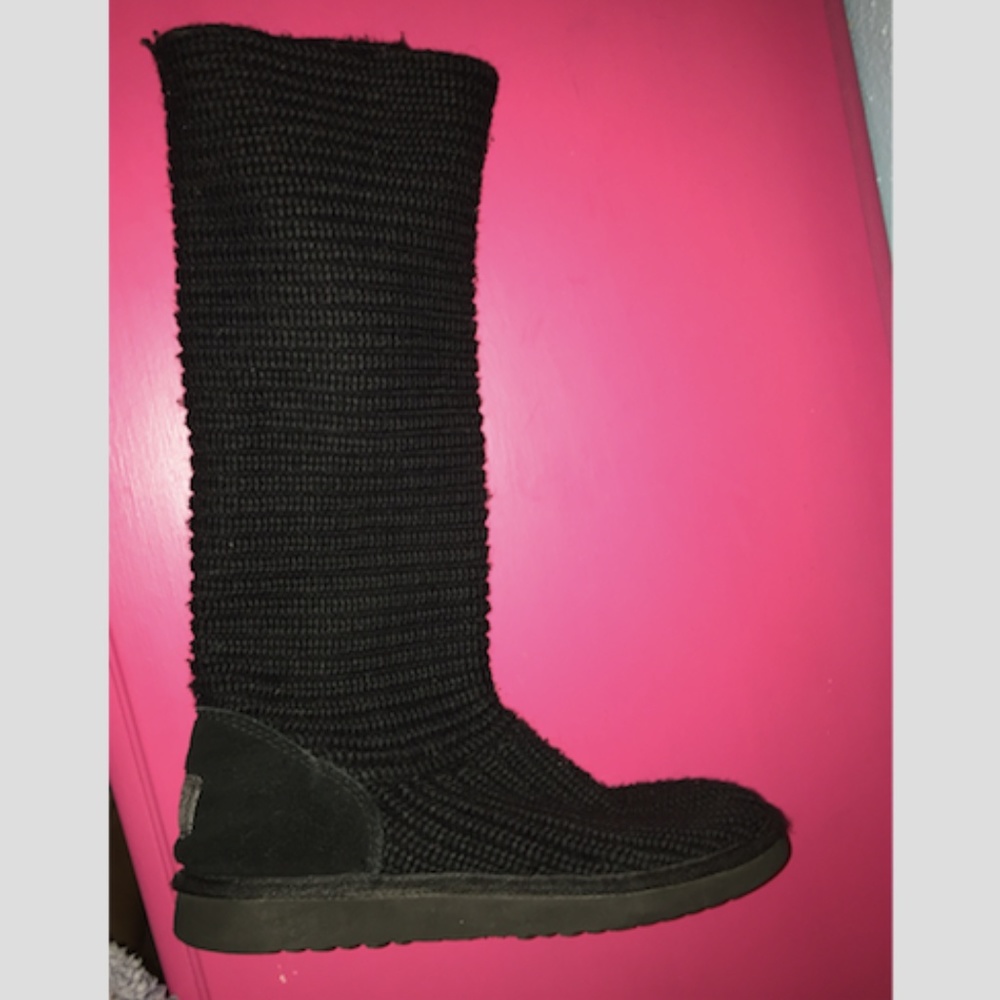 Black tall knit uggs, women's size 9
