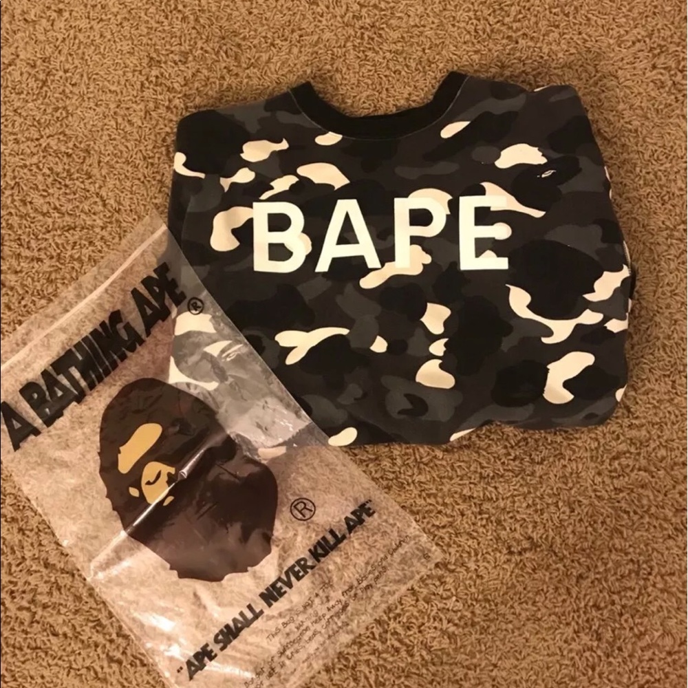Bape glow in the dark crewneck