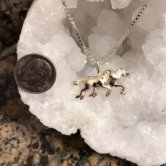 STERLING SILVER RACING DOUBLE HORSE PENDANT NIB - Picture 3 of 5