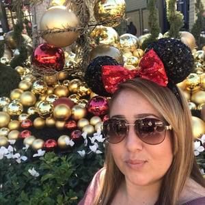 Meet your Posher, Sua