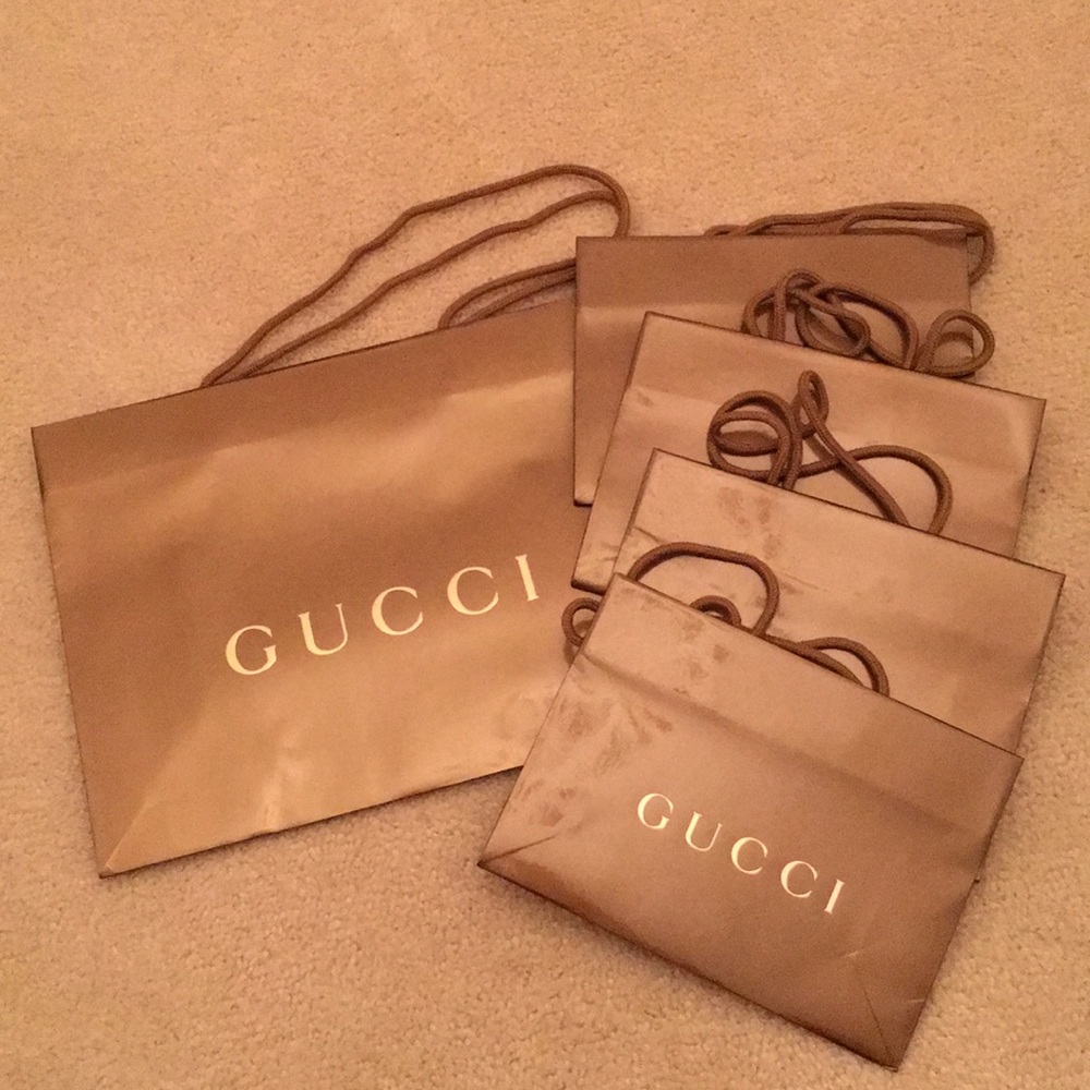 Gucci shopping bags (set of 5)