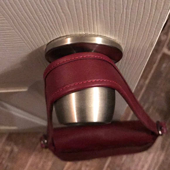 Authentic coach purse. - Picture 6 of 7