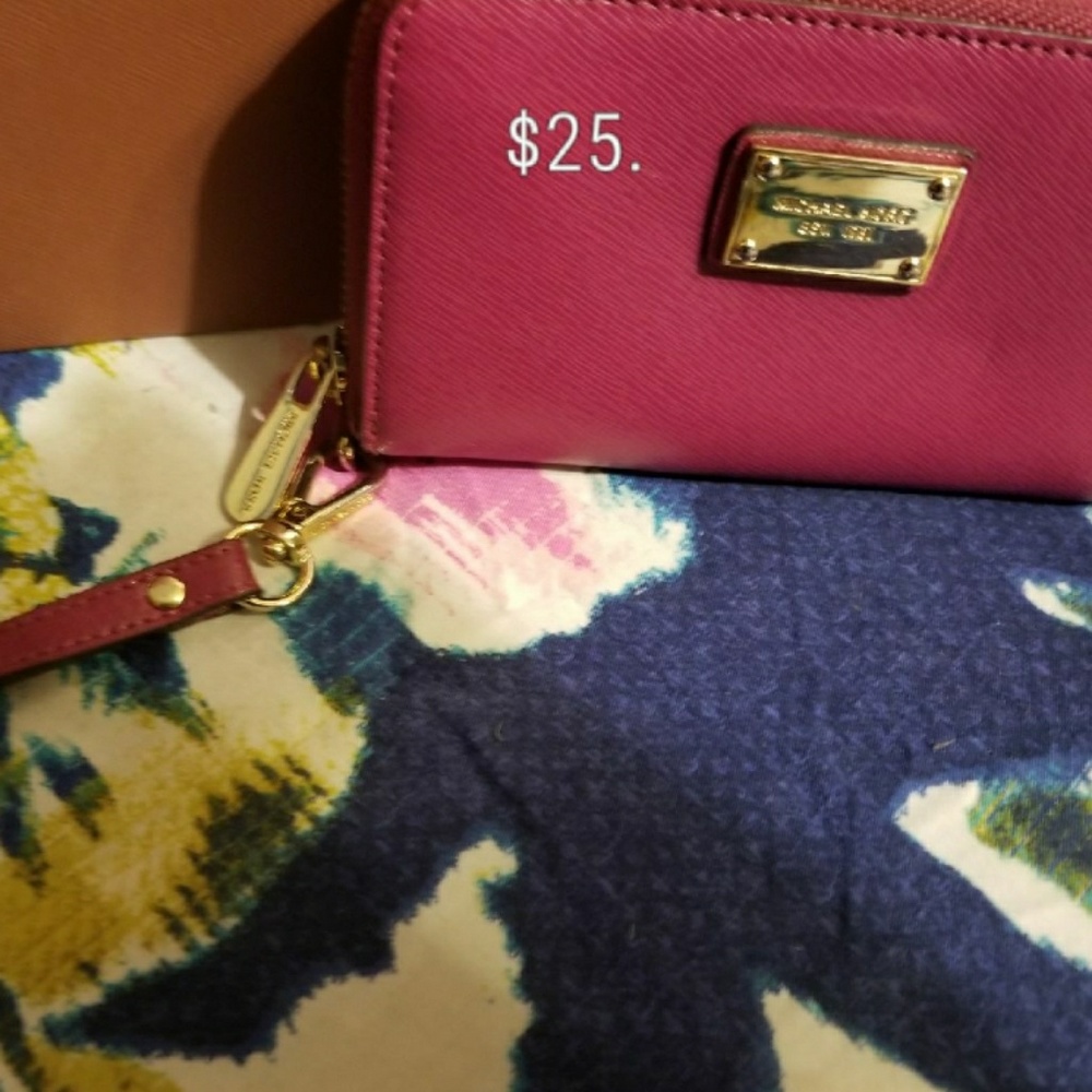 Pink wallet