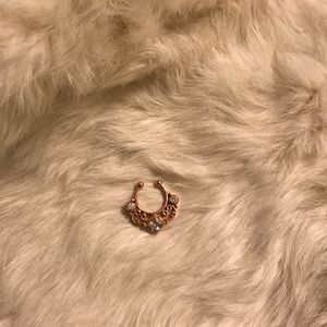 Adorable rose gold nose ring!!