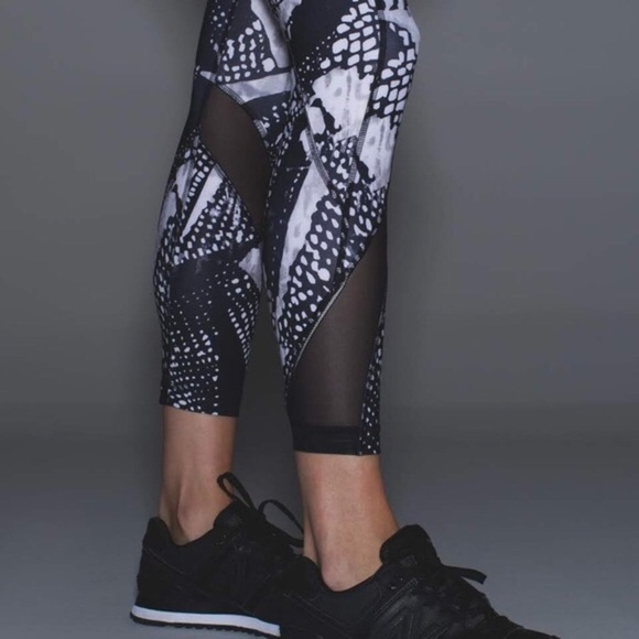 VGUC Lululemon Pants - Picture 2 of 4