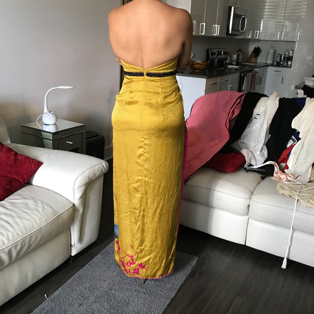 Lovely Kay unger NY dress - Picture 3 of 5
