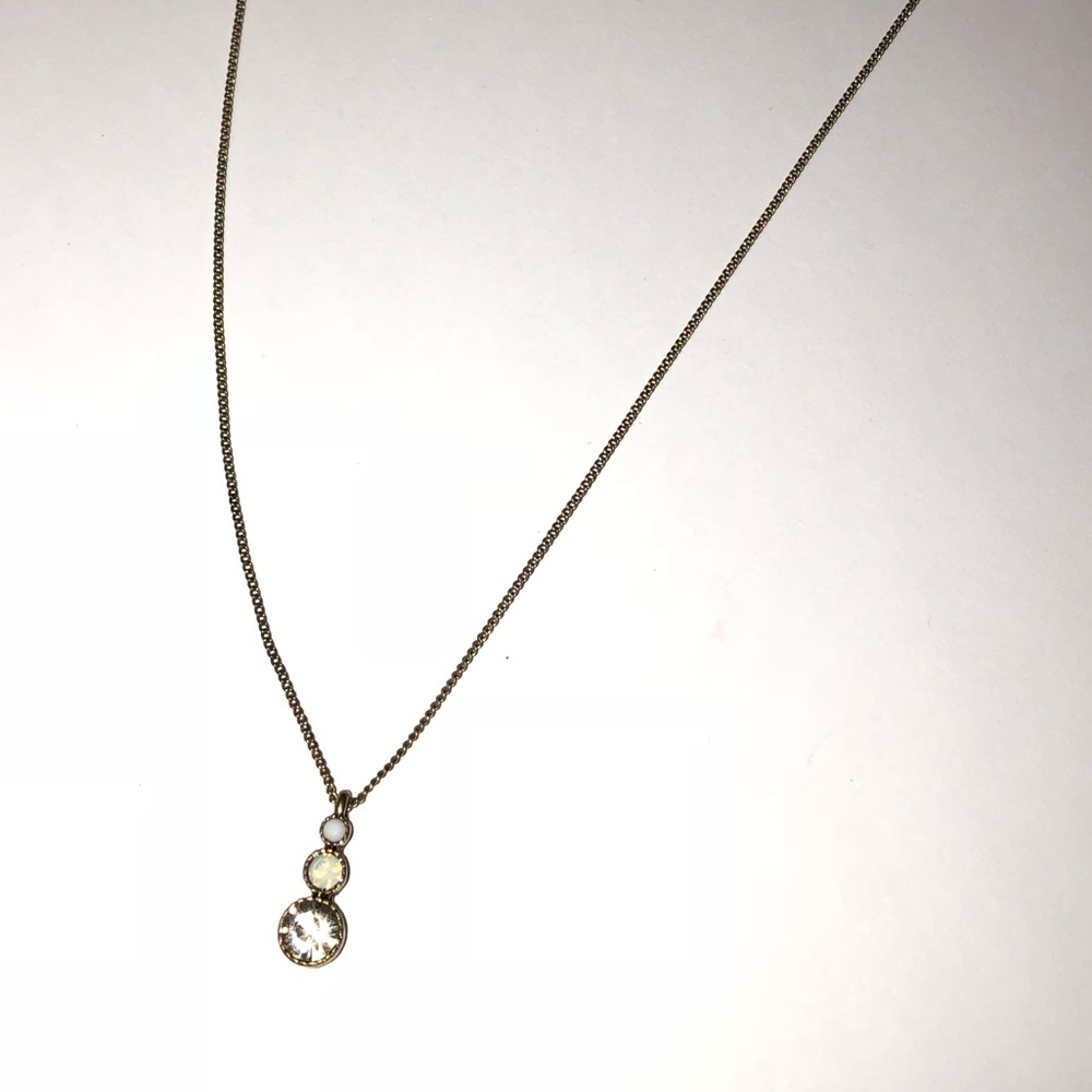 Crystal stud necklace