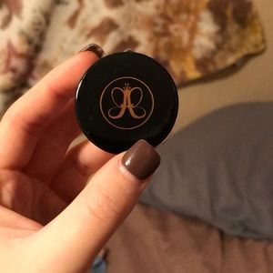 Anastasia dip brow - color is Sable