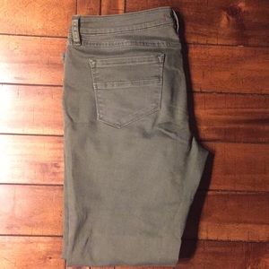 Dear John size 30 straight leg crop