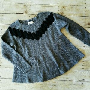 Elle gray knit long sleeved a line sweater