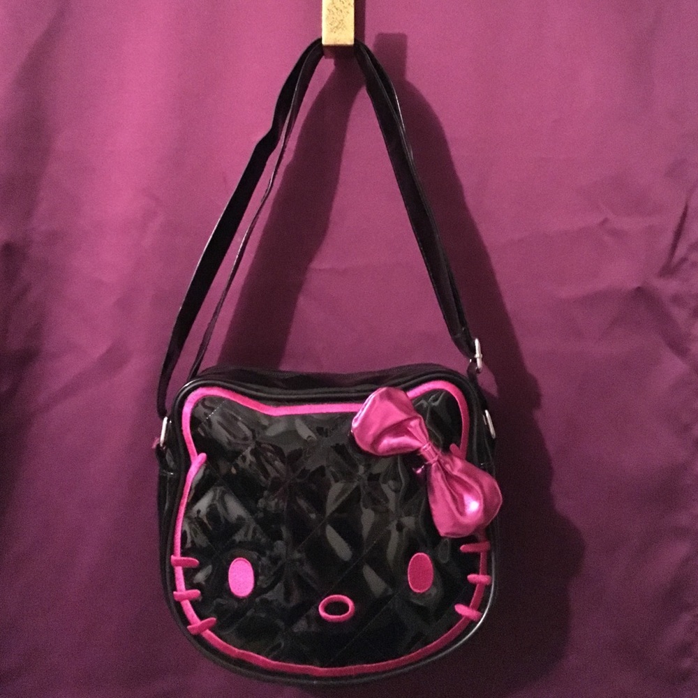 Hello Kitty 🐱 Vinyl Purse 🎉HOST PICK 🎉