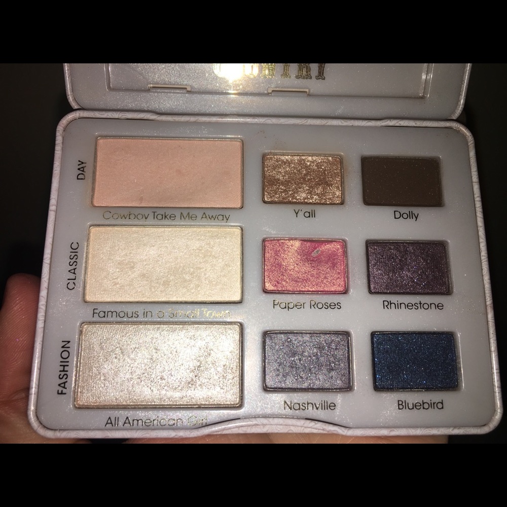 Too Faced County palette