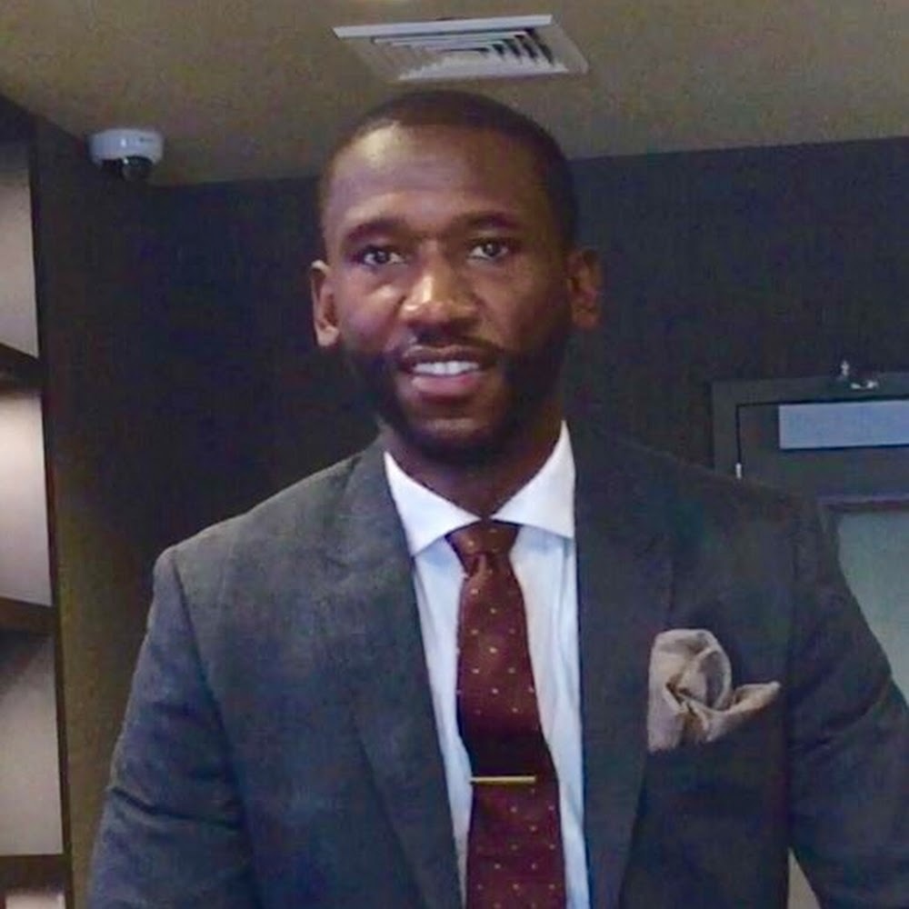 Meet your Posher, Justin i.