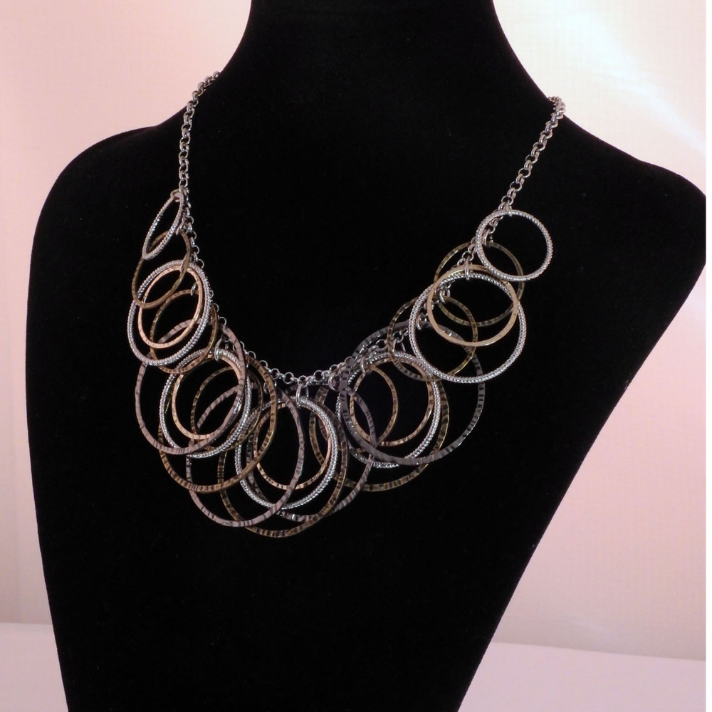 NWOT Gold & silver with circle pendants LTDN55nc - Picture 3 of 5