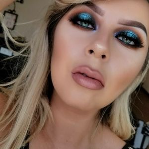 Meet your Posher, Arcelia