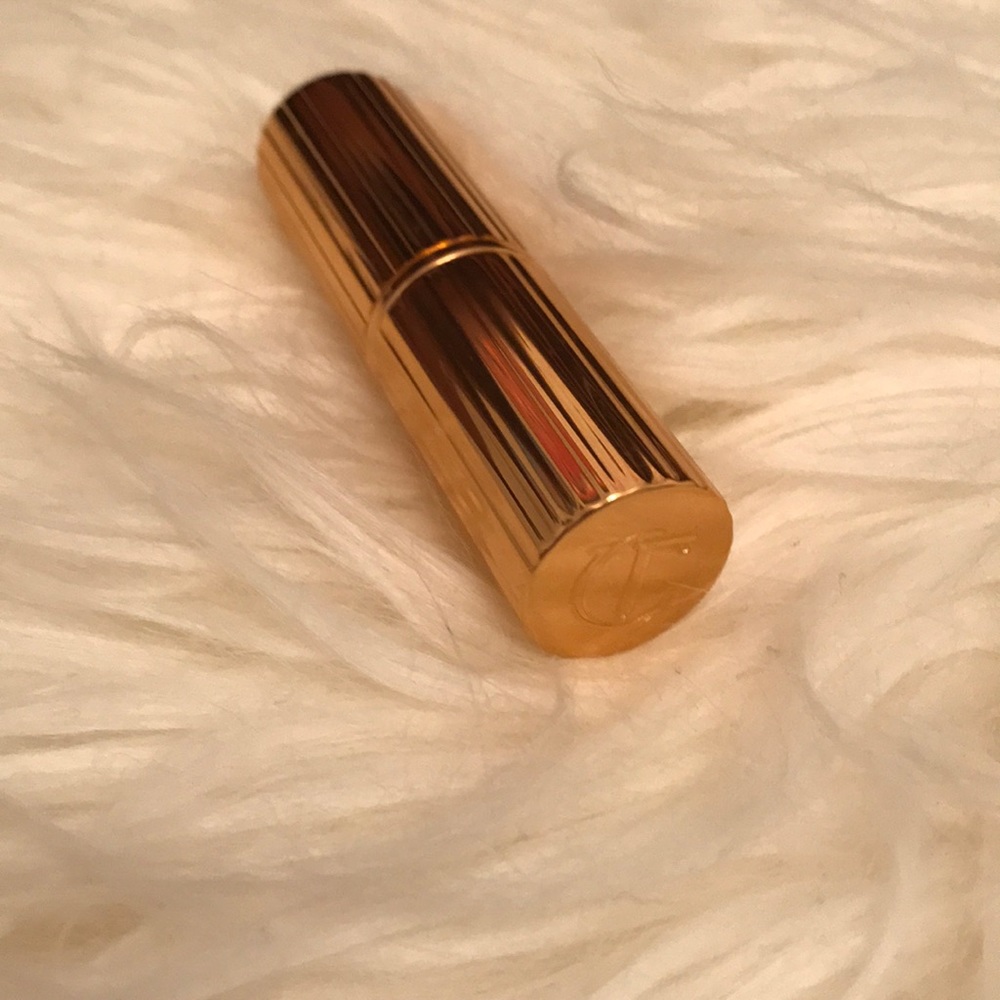 Charlotte Tilbury lipstick