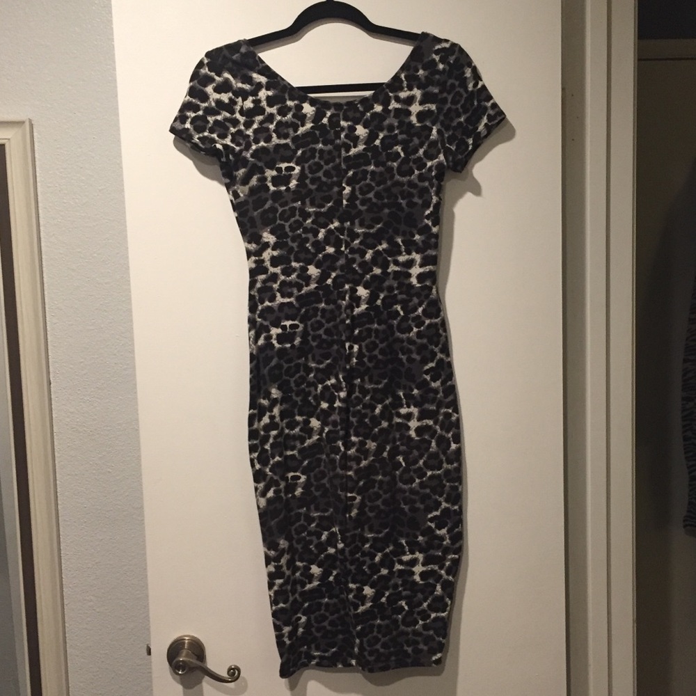 Small fitted leopard dress