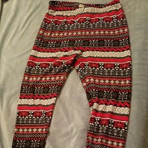 Pink Republic Snowflake Leggings