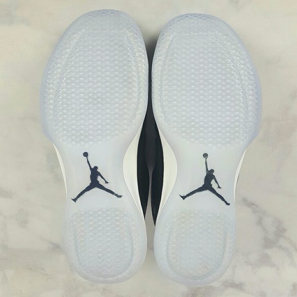 Nike Air Jordan XXXI Low Black & White New In Box - Picture 3 of 8