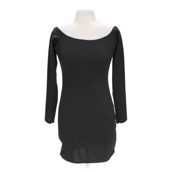Missguided Dresses & Skirts - Missguided Rorry Bardot Bodycon Dress Black Sz 12 Missguided Dresses & Skirts - Missguided Rorry Bardot Bodycon Dress Black Sz 12