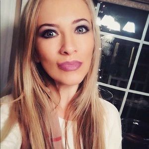 Meet your Posher, Olga patricia