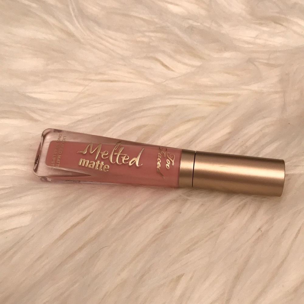 Too Faced lipstick