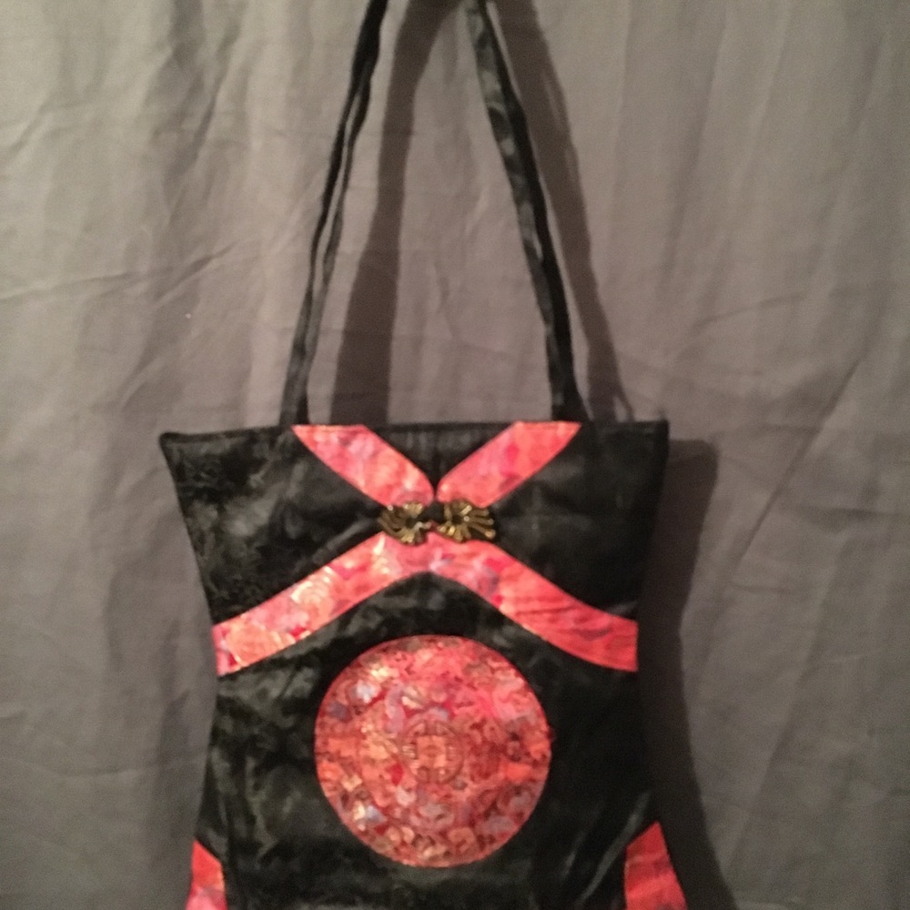 Black,Gold & Red Traditional Inspired Asian Tote - Picture 3 of 5