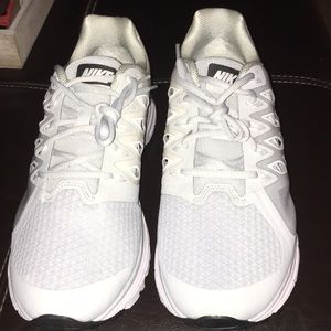 Brand new fitsole Nike running shoes