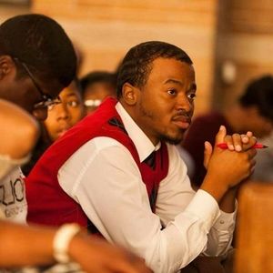 Meet your Posher, Bee