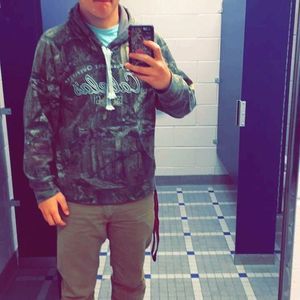 Meet your Posher, Jj