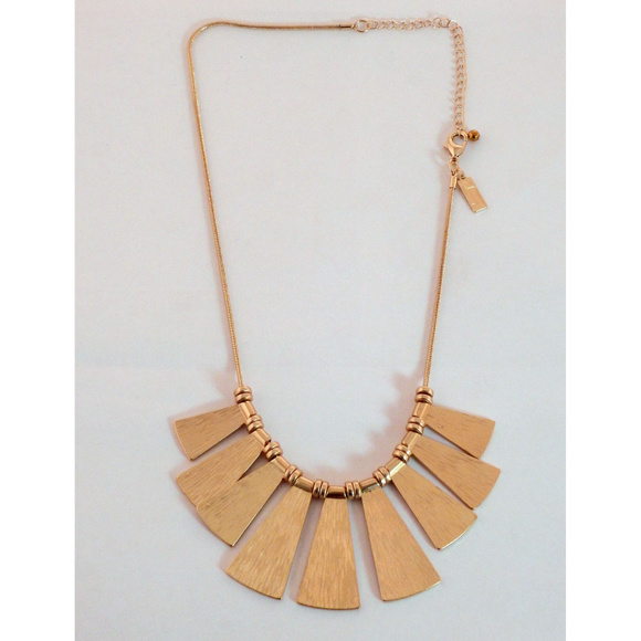 NWOT gold statement necklace LTDN51nc - Picture 6 of 6