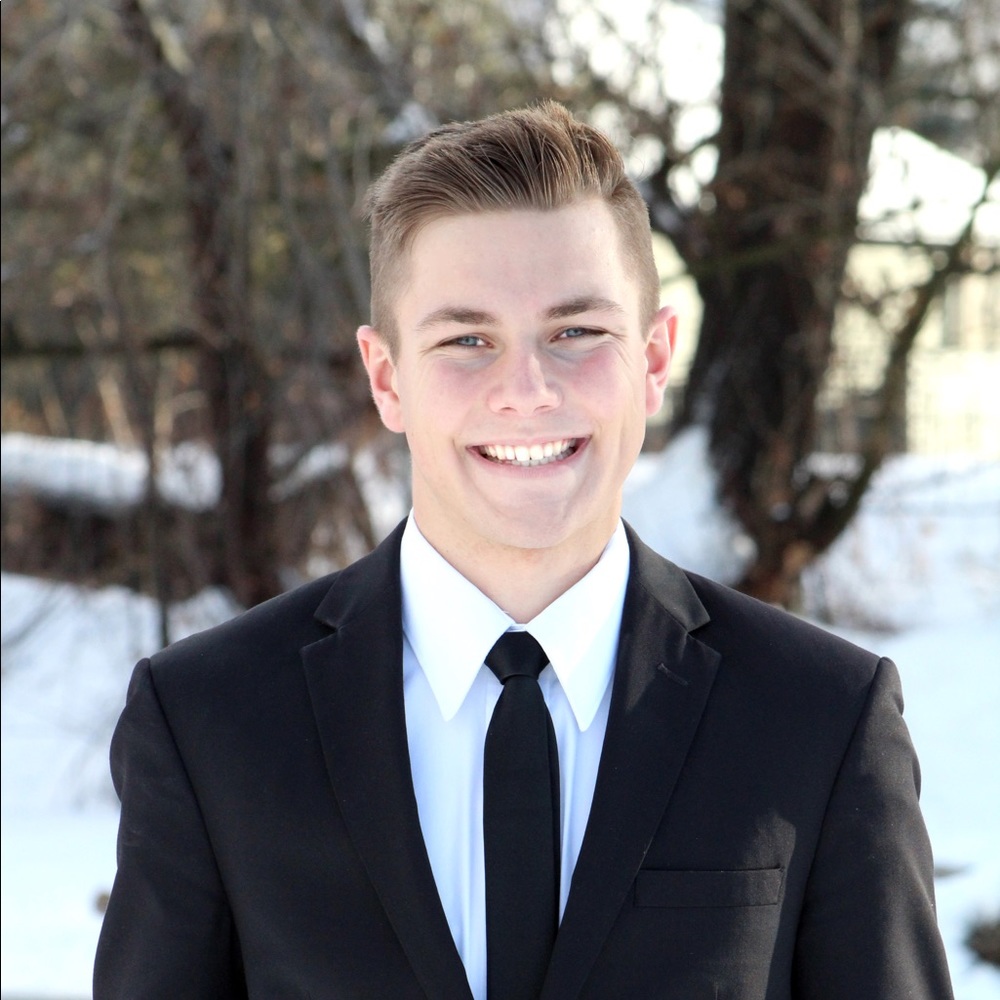 Meet your Posher, Thomas