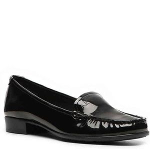 Anne Klein Patent iFlex Loafers