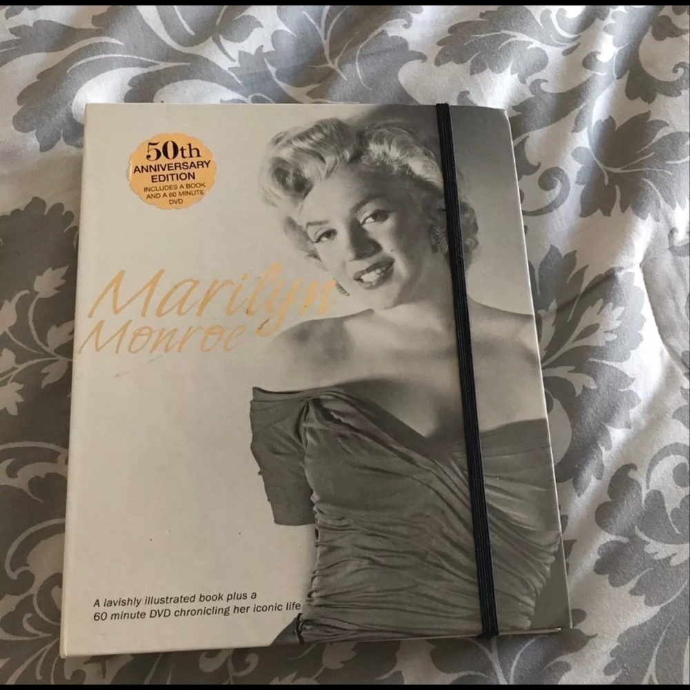 Marilyn Monroe dvd & book bundle