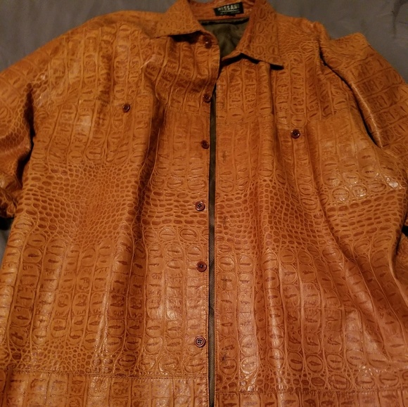 Crocodile jacket - Picture 1 of 3